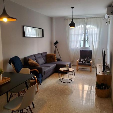 Apartamento Con Parking Gratis En El Centro De Malaga Appartamento Esterno foto