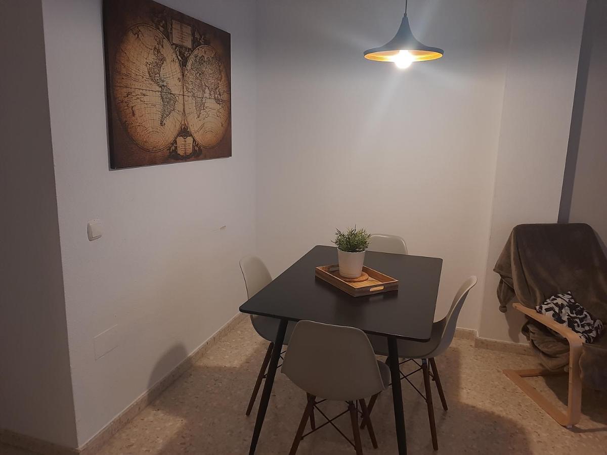 Apartamento Con Parking Gratis En El Centro De Malaga Appartamento Esterno foto