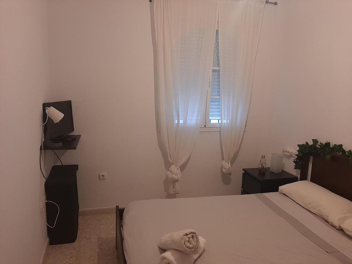 Apartamento Con Parking Gratis En El Centro De Malaga Appartamento Esterno foto