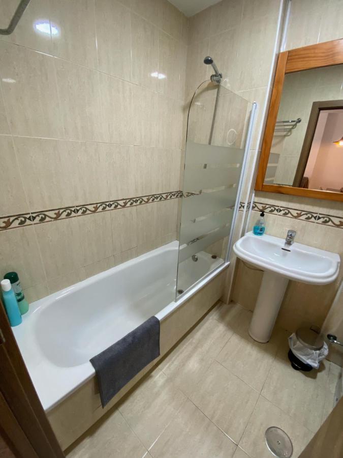 Apartamento Con Parking Gratis En El Centro De Malaga Appartamento Esterno foto